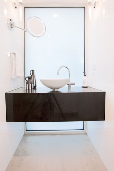 East Hawthorn Bathroom Renovation_Black and White Bathroom Design